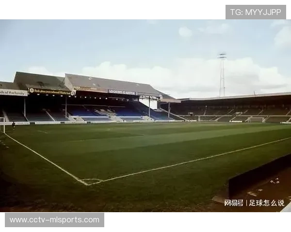 英超遗产项目捐赠球场设施，社区受益